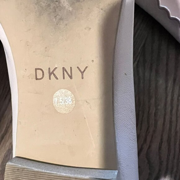 Dkny Shoes - Dkny Willow Balet Flats. Lovely pink. Blush Leather Size 7.5/38 - Picture 6 of 7
